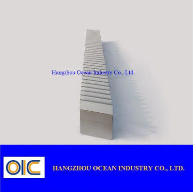 China Rack Gear Gear Racks met hobbingverwerking en DIN 6-nauwkeurigheid ontworpen voor industriële toepassingen met hoge precisie leverancier