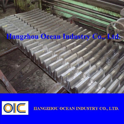 China 20 mm pitch sliding gate gegalvaniseerd tandwielrek voor industriële toepassingen leverancier